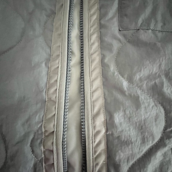 Columbia Water-Repellent Wind-Resistant Quilted Insulated Light Weight Vest XXL - Picture 14 of 16